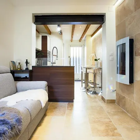 My Pad Provence 4 Apartment *